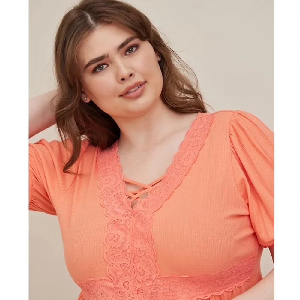 NEW Torrid Coral Babydoll Textured Knit Strappy Short Sleeve Top, Size 2 - Picture 2 of 8